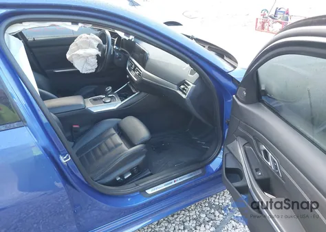 2019 BMW 330Xi z USA, uszkodzony, nr VIN WBA5R7C55KAJ80694